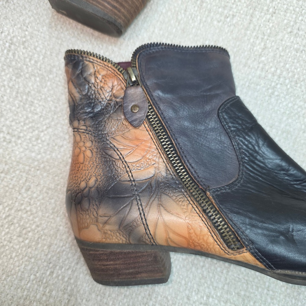 L'Artiste Spring Step Erminia Black Floral Embossed Ankle Boots 41 US 9.5-10 - Picture 4 of 8